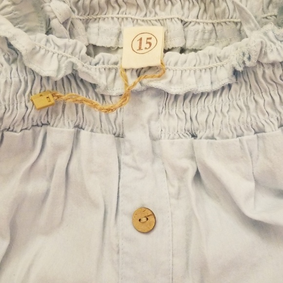 ⛔️SOLD⛔️Boutique chambray tie tank/capri set - Picture 2 of 5